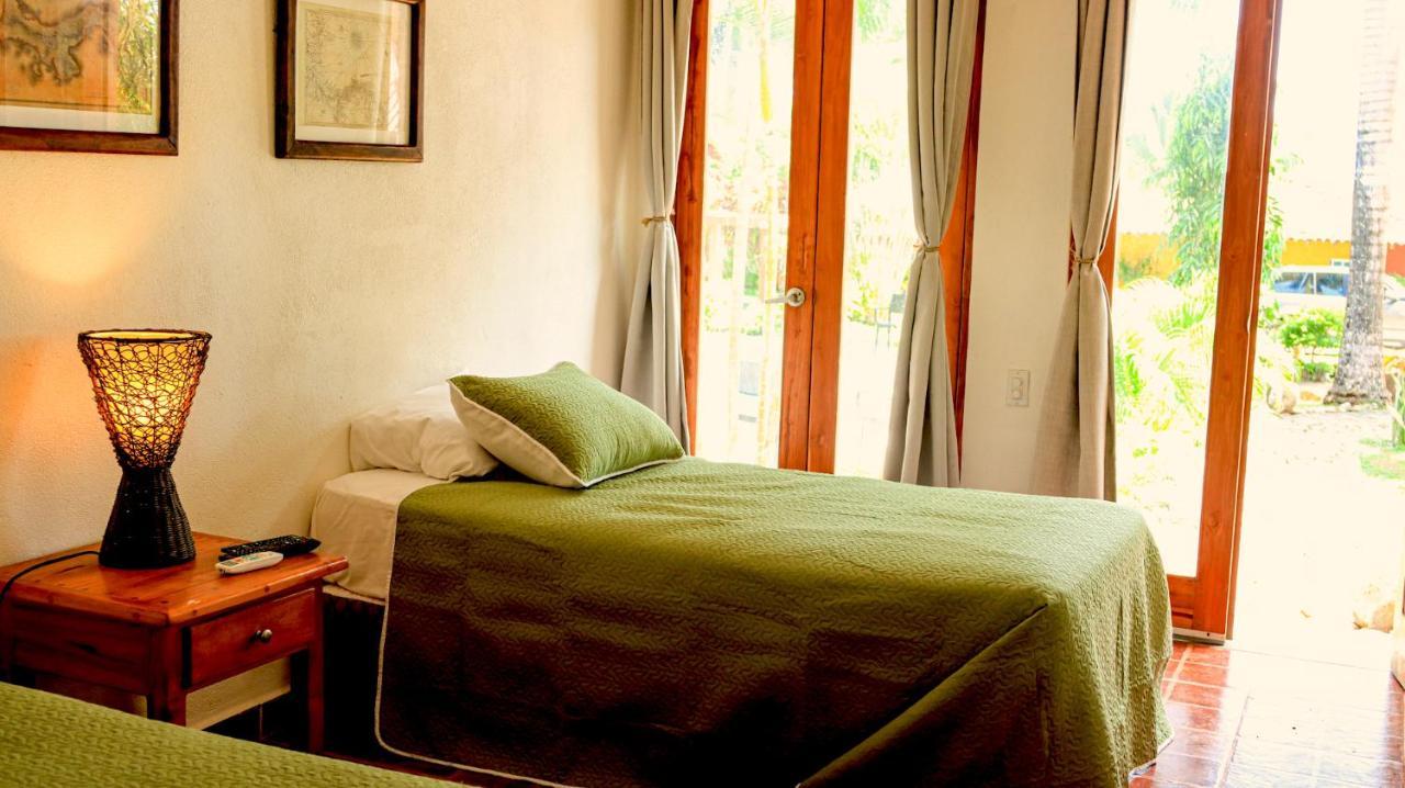 Hotel Punta Franca Jobal Ngoại thất bức ảnh