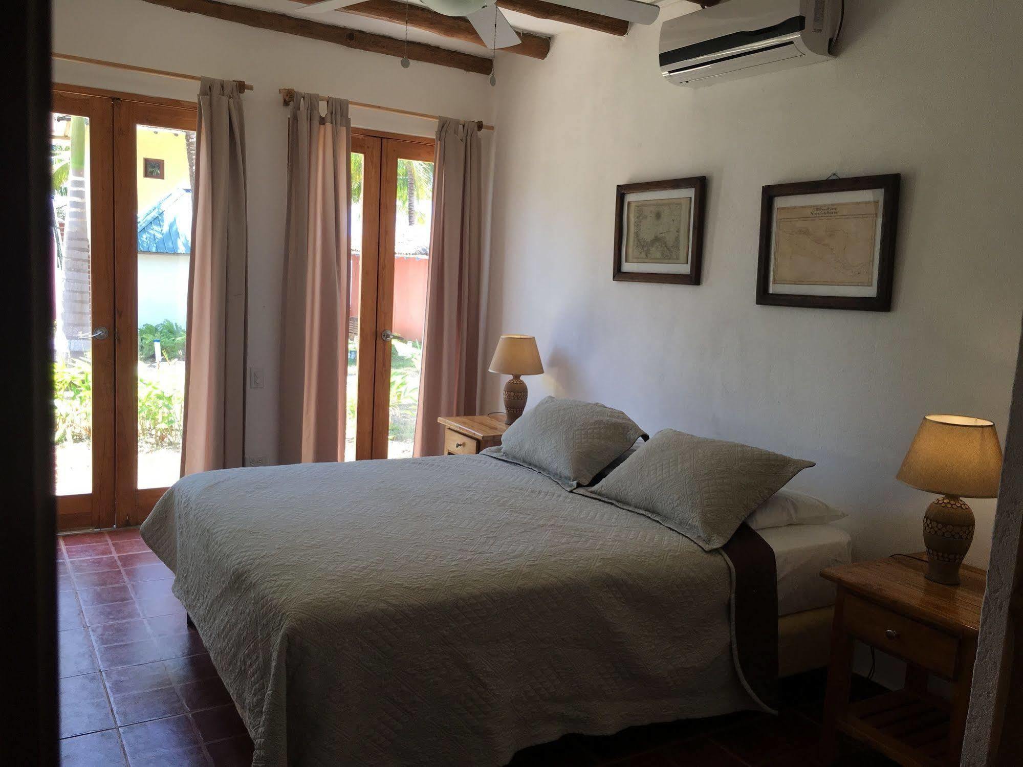 Hotel Punta Franca Jobal Ngoại thất bức ảnh