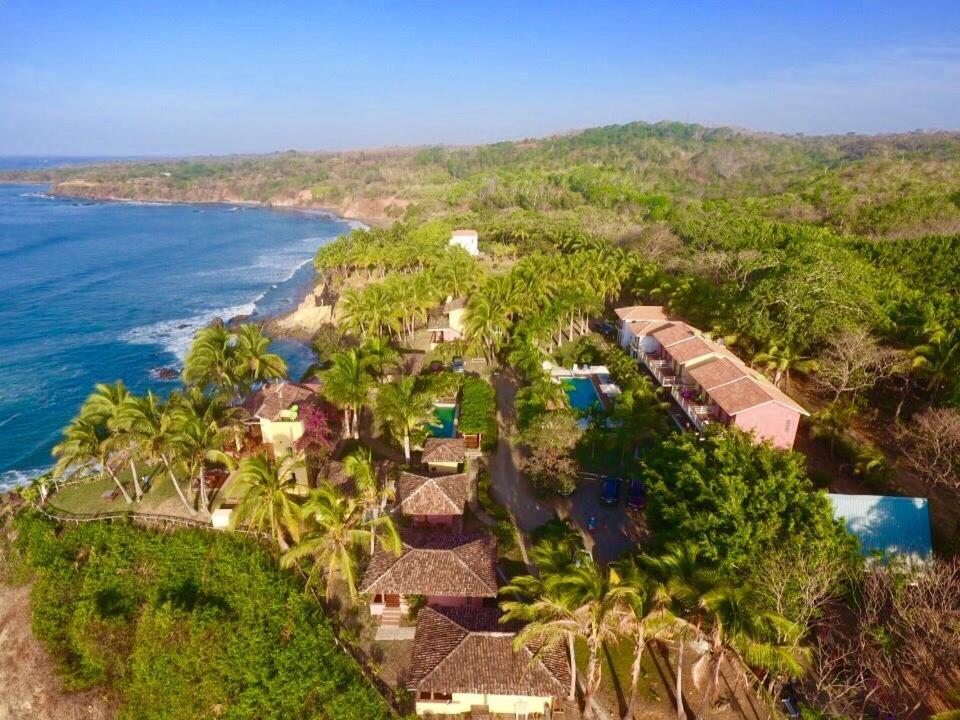 Hotel Punta Franca Jobal Ngoại thất bức ảnh